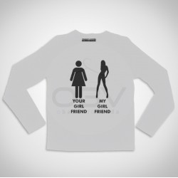 T-shirt Manga Comprida "Your Girlfriend vs My Girlfriend"
